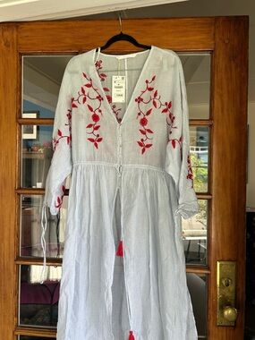 Zara Blue and White Striped kimono style from Trafaluc